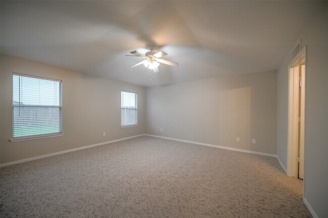 Building Photo - 3106 Centennial Village Dr