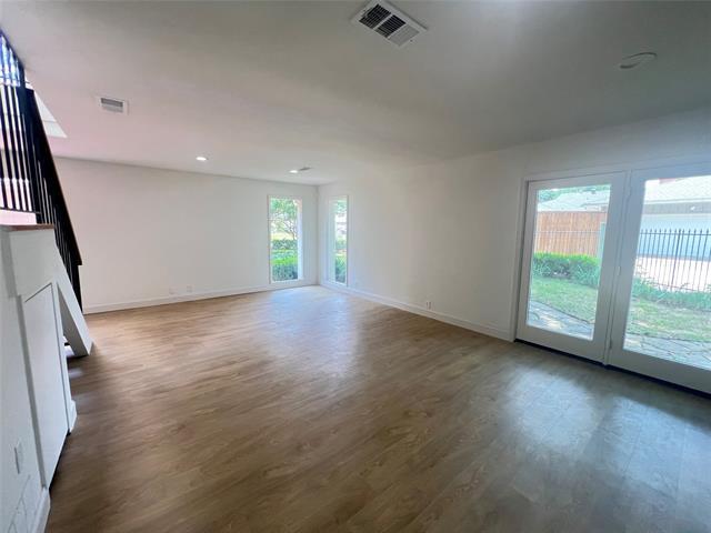 Building Photo - 601 Kirby Ln