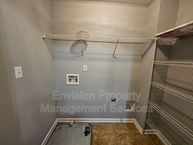 Building Photo - 1243 Blairs Pointe Dr SW