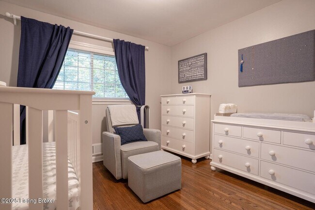 Building Photo - 3208 Ellis Way
