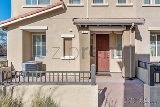 Building Photo - 437 Palmer Ave