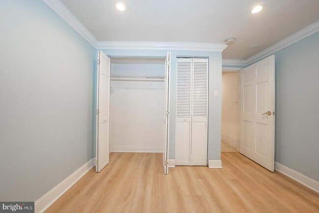 Building Photo - 1726 Wallace St