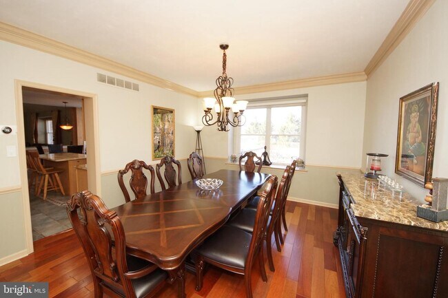 Building Photo - 43 Pickering Dr