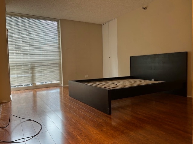 master bedroom - 200 N Dearborn St
