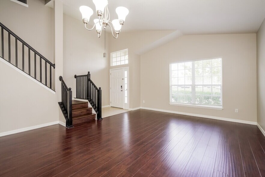 Building Photo - 2172 Brandywine Falls Way