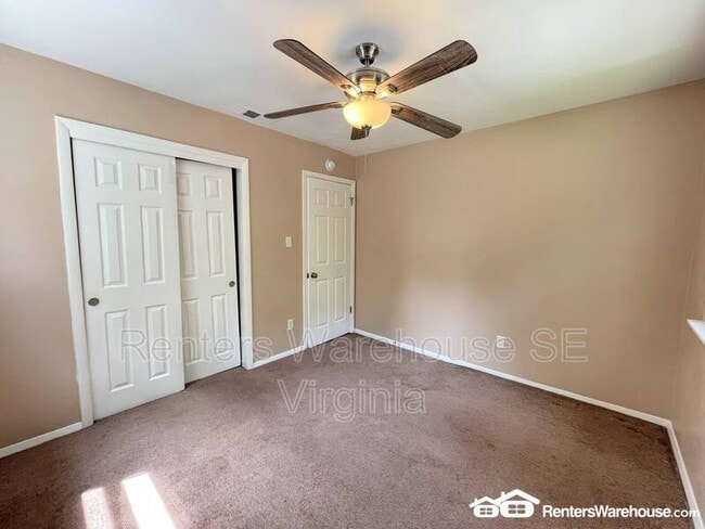 Building Photo - 5736 Avalon Woods Dr