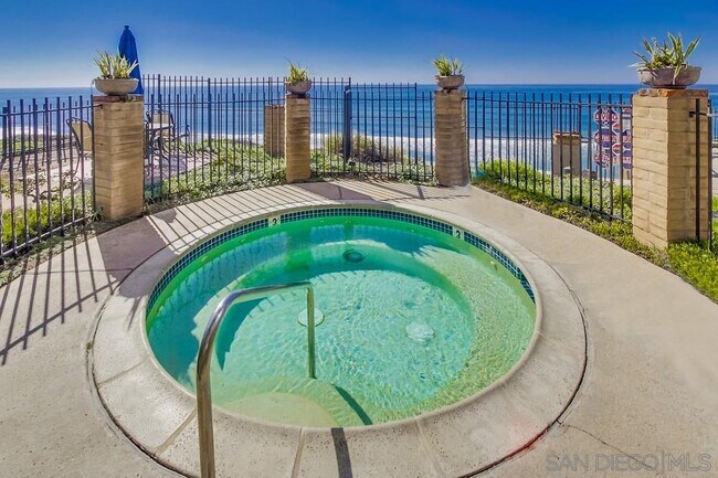 Building Photo - 190 Del Mar Shores Terrace