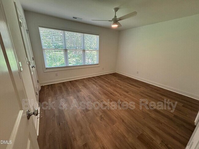 Building Photo - 5710 Parker Pnes Ct