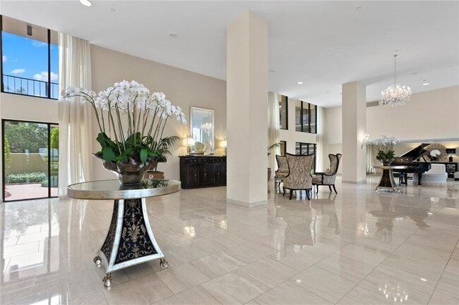 Building Photo - 3301 Bayshore Blvd