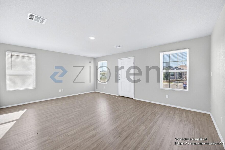 Building Photo - 8110 Serro Medina