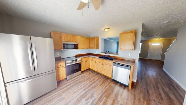 Building Photo - 6671 Warriner Way