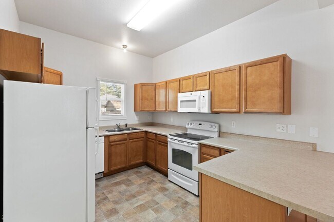 Building Photo - 1704 W Cucharras St