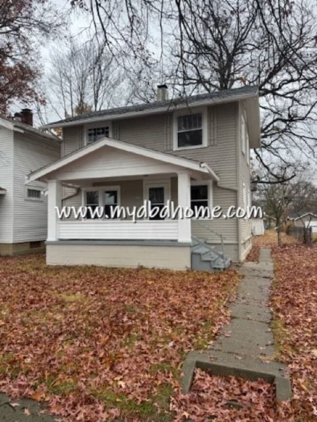 Primary Photo - 3105 Alexander St