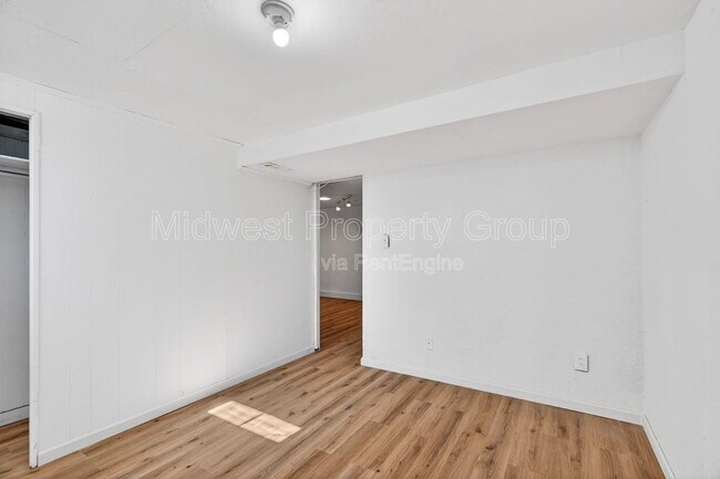 Building Photo - 8280 Frost Ave