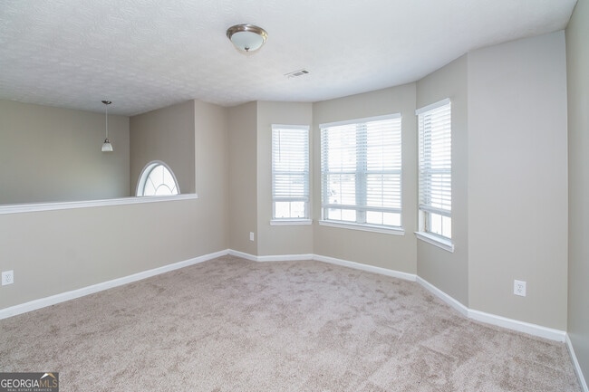 Building Photo - 5768 Pecan Grove