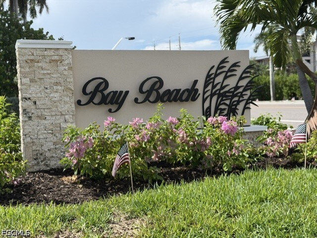 Building Photo - 4471 Bay Beach Ln