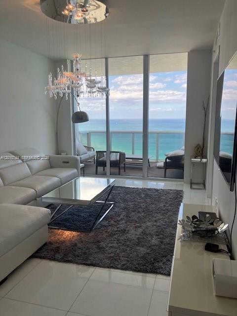 Building Photo - 18201 Collins Ave