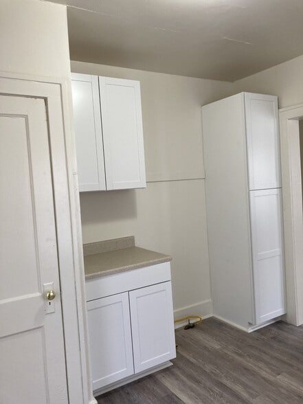 Building Photo - 817 W Nebraska Ave