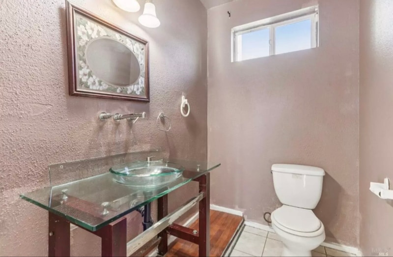 Building Photo - 507 Kings Way