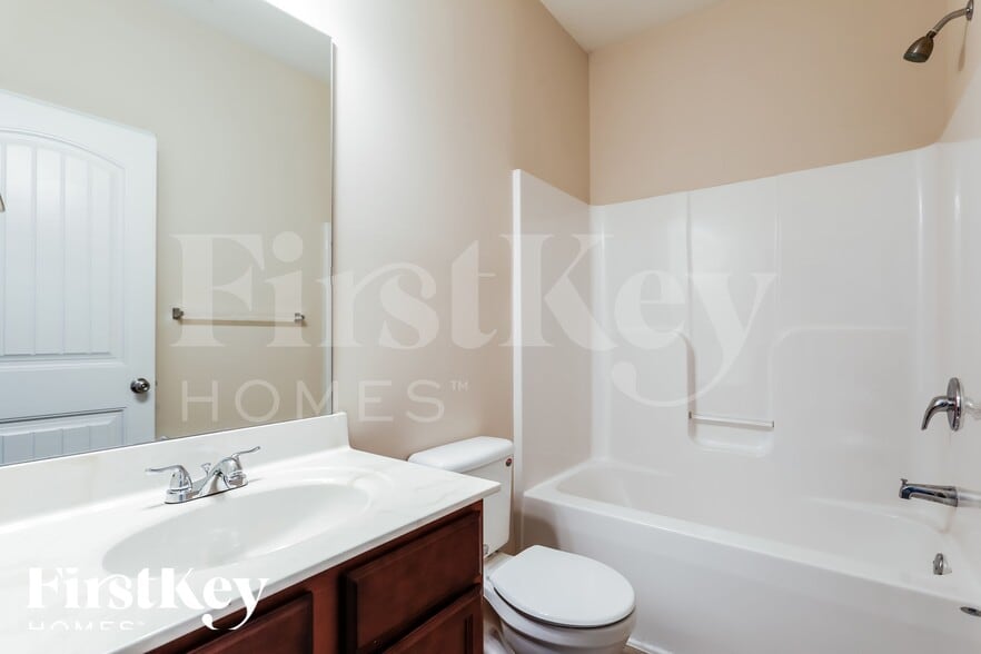 Building Photo - 3832 Humber Ct