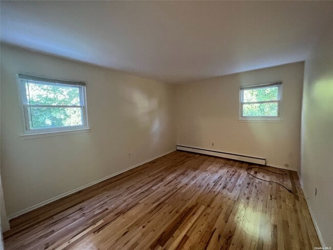 Building Photo - 25 Van Wicklen Ct