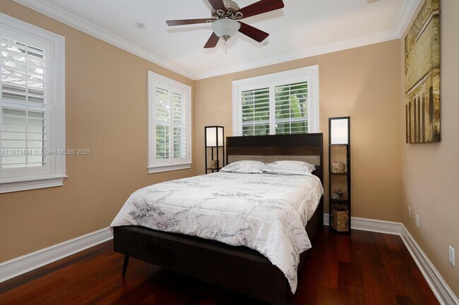 Building Photo - 4065 Battersea Rd