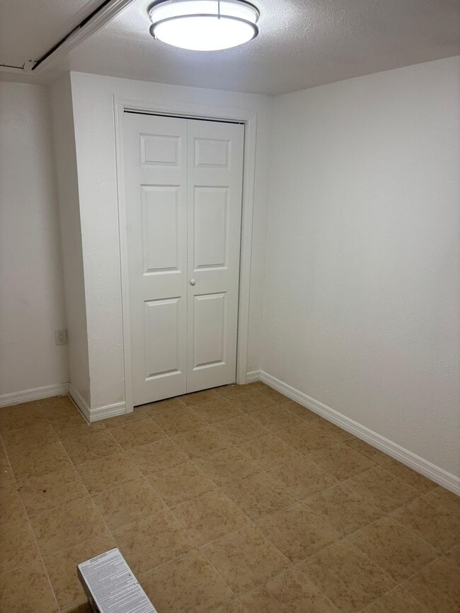 Building Photo - 4406 Plum St
