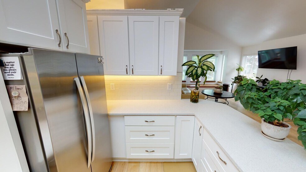 Building Photo - Striking Cedar Park home with easy access ...