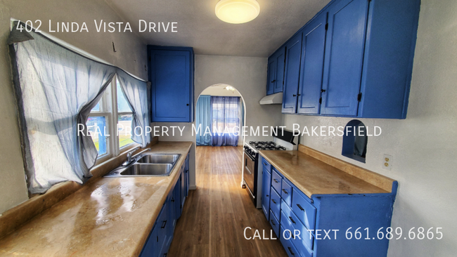 Building Photo - 402 Linda Vista Dr