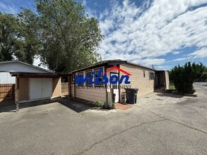 Building Photo - 809 W Washington Ave