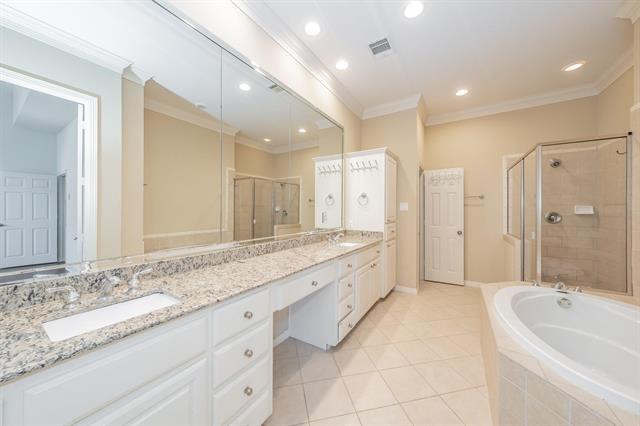 Building Photo - 18119 Frankford Lakes Cir