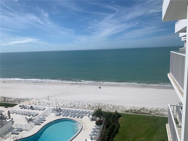 Building Photo - 3443 Gulf Shore Blvd N