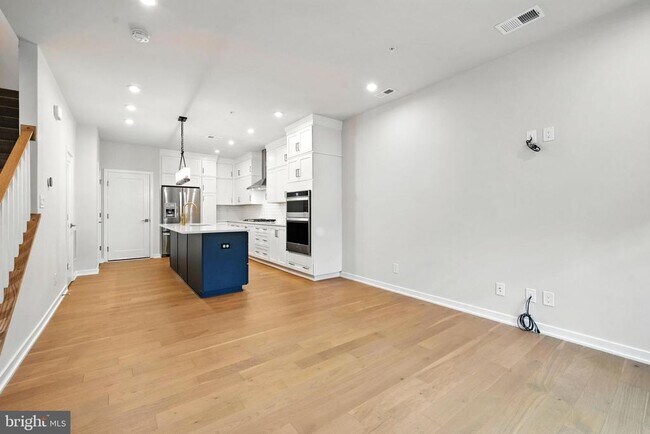 Building Photo - 7548 Sawyer Farm Wy