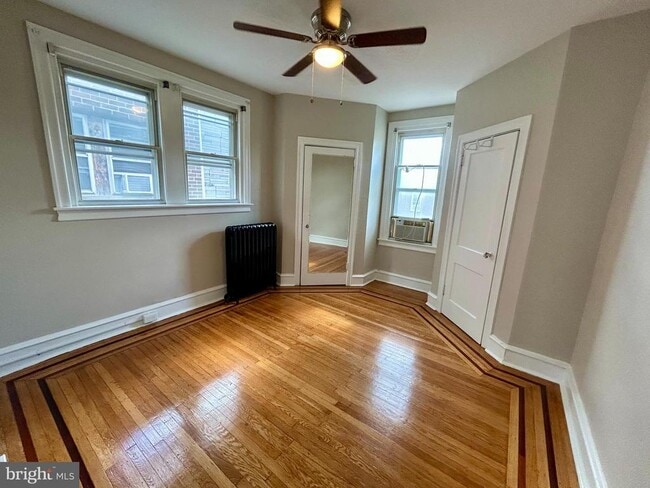 Building Photo - 1716 W Nedro Ave