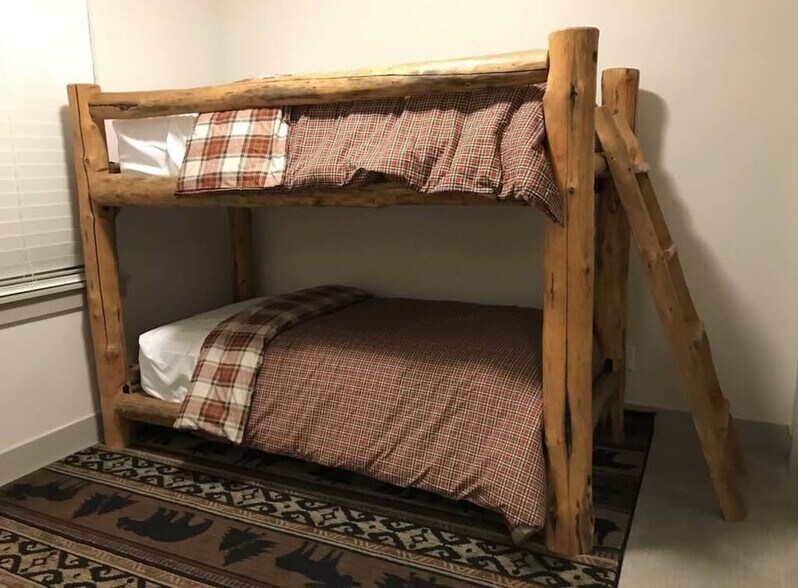 Building Photo - 106 Broken Pine Ln