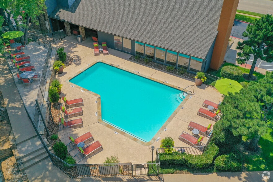 Vine Apartments 711 Trinity Cir Arlington TX 76006 Apartment Finder