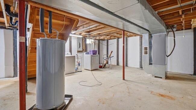 Building Photo - 4432 White Rd