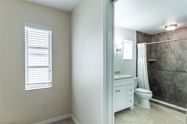 Building Photo - 18646 Kerrville Cir
