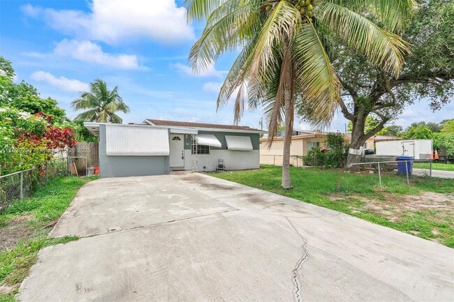 Primary Photo - 6241 SW 24th St