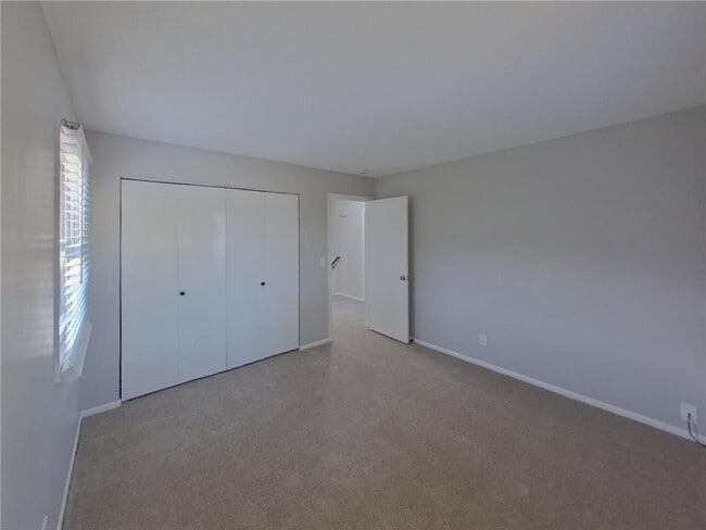 Building Photo - 3760 75th St E