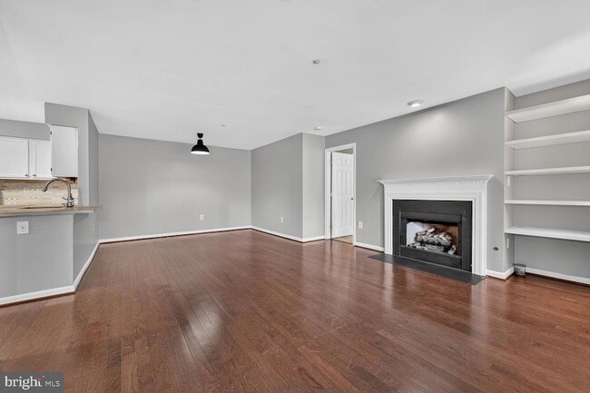 Building Photo - 6107 Wigmore Ln