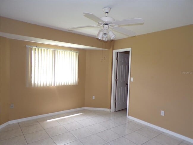 Building Photo - 555 Corrientes Cir