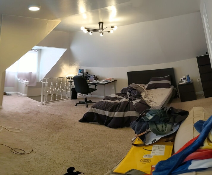 Building Photo - 239 South Grant Street