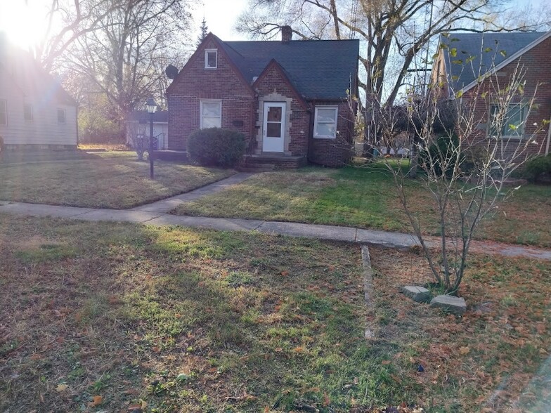 Primary Photo - 817 Keil Rd