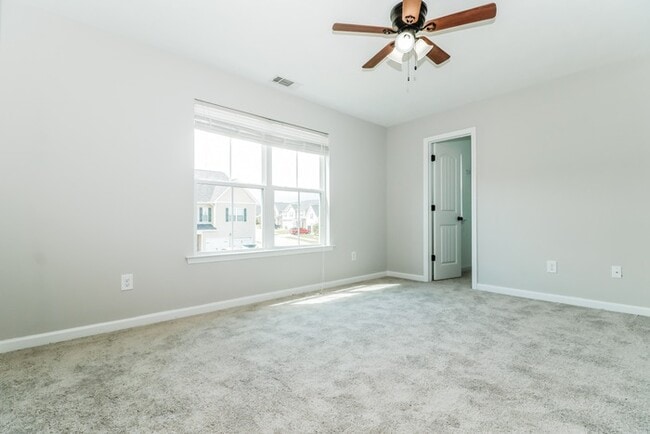 Building Photo - Classic 4 Bedroom in Grovetown