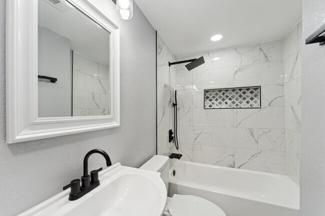 Building Photo - E. B. Cooper Property