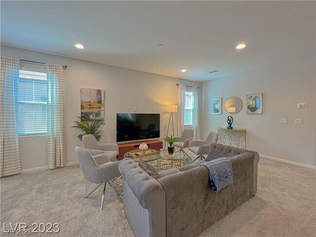 Building Photo - 6983 Atwood Peaks Ave