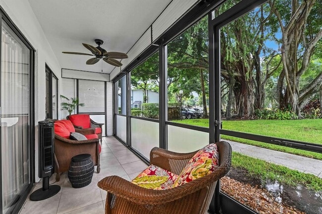 Building Photo - 15449 Lakes of Delray Blvd