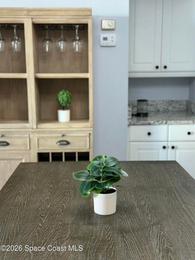 Building Photo - 840 N Atlantic Ave