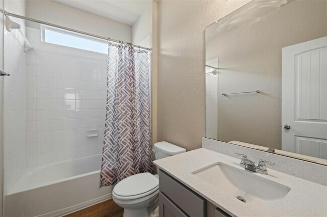 Building Photo - 509 Dubina Ave